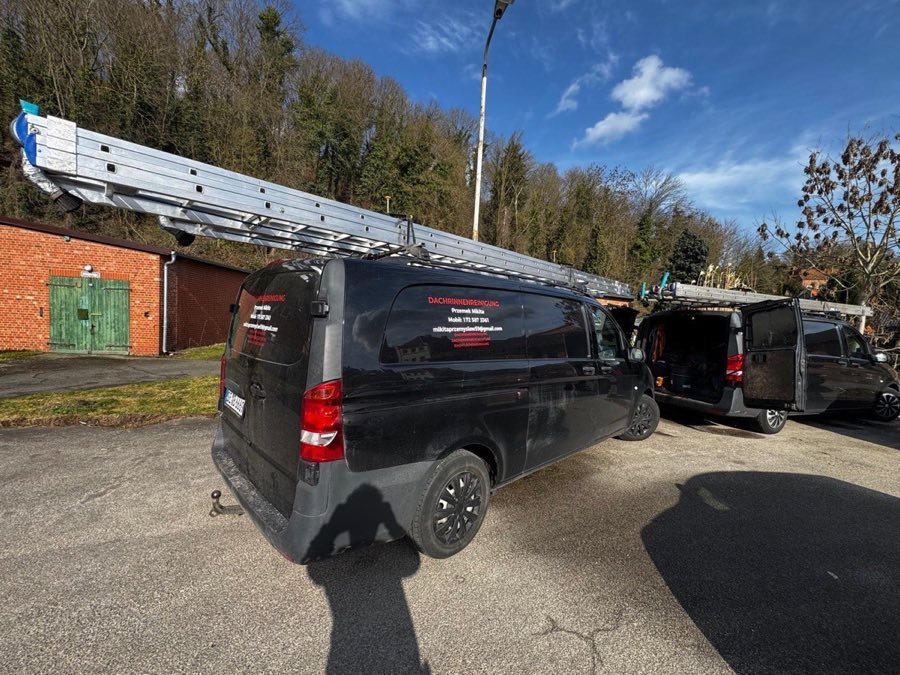 MIKITA Firmenwagen - Professionelle Ausrüstung